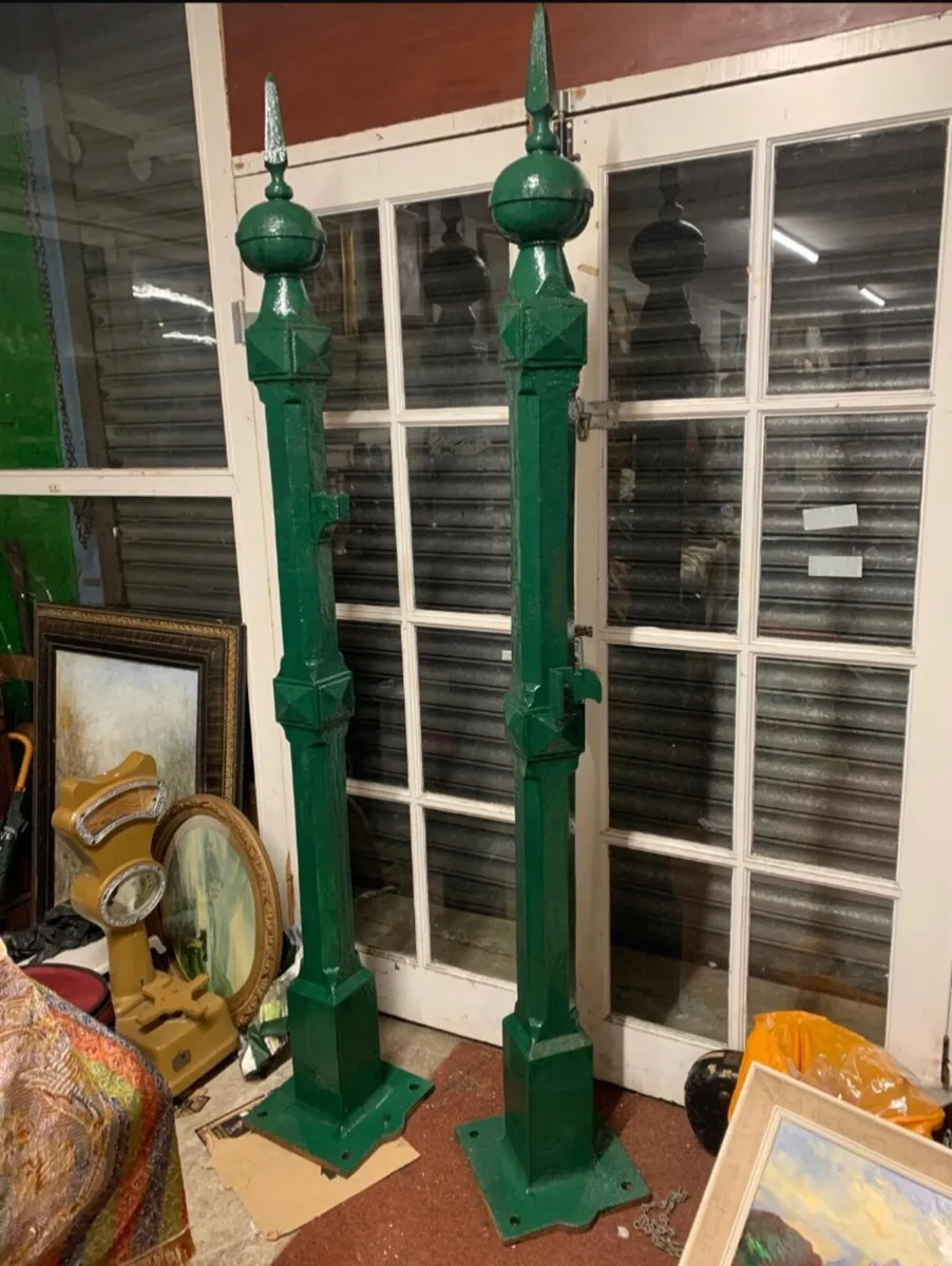 Antique cast iron railway posts - Image 1