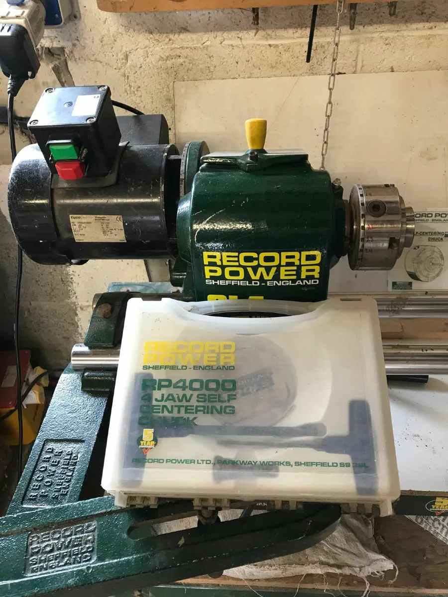 Record Power CL3 Wood Turning Lathe - Image 2