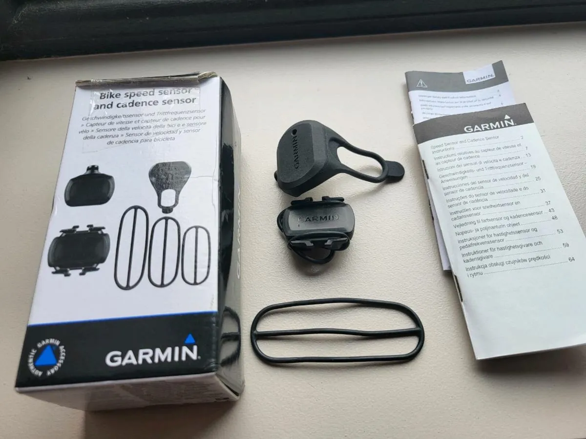 Garmin speed and cadence sensors