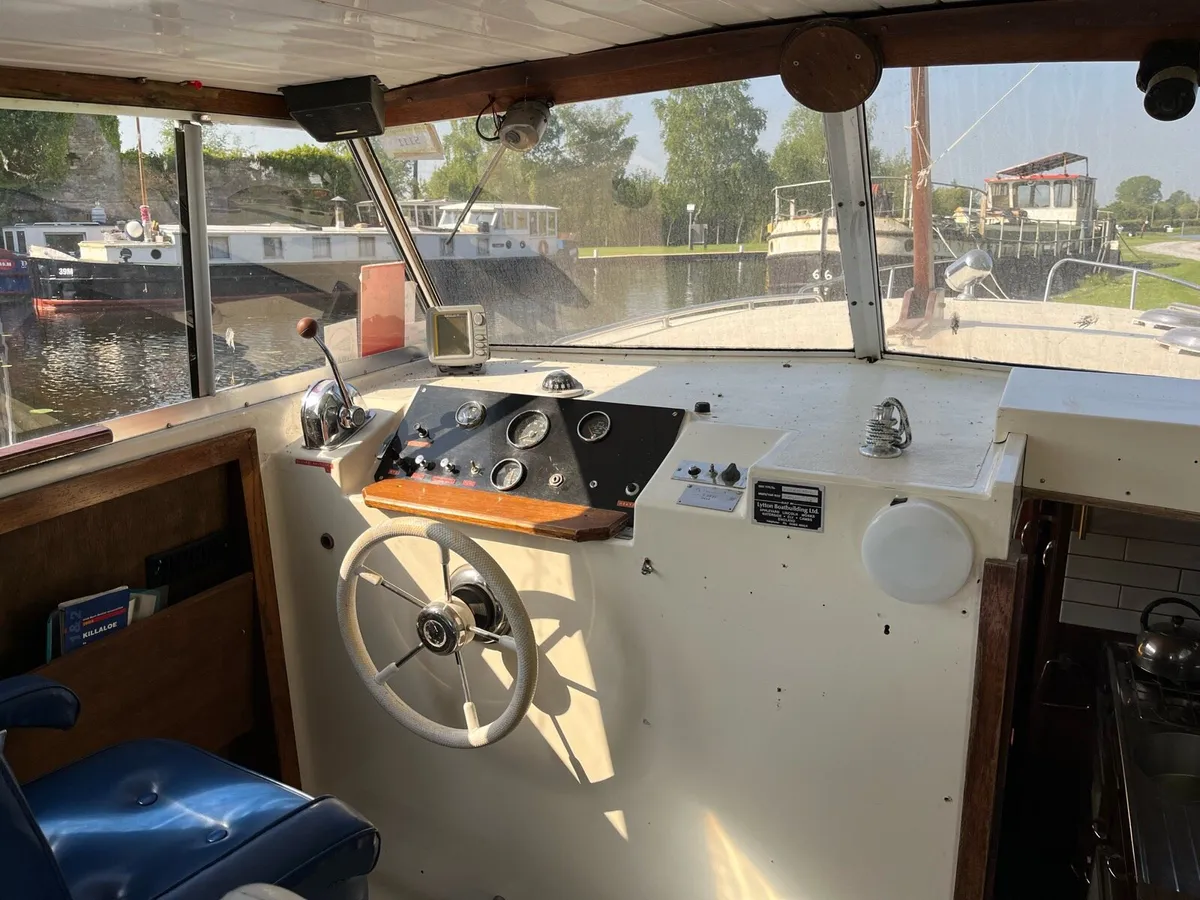 Discovery 28 ft - Image 2