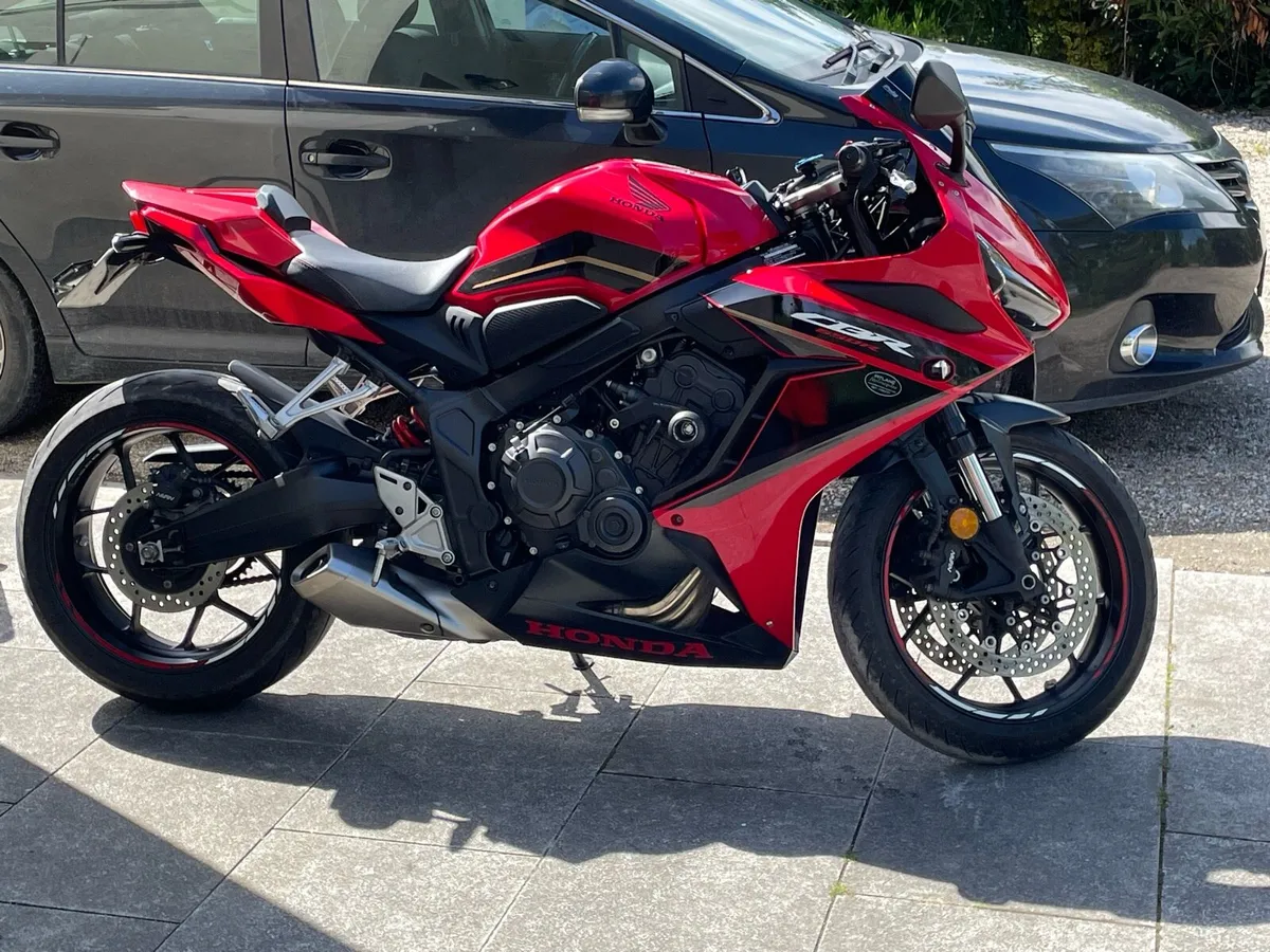 Honda cbr 650r - Image 4