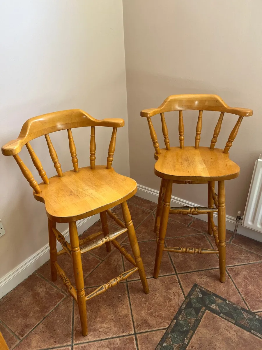 Kitchen stools x 2 - Image 2