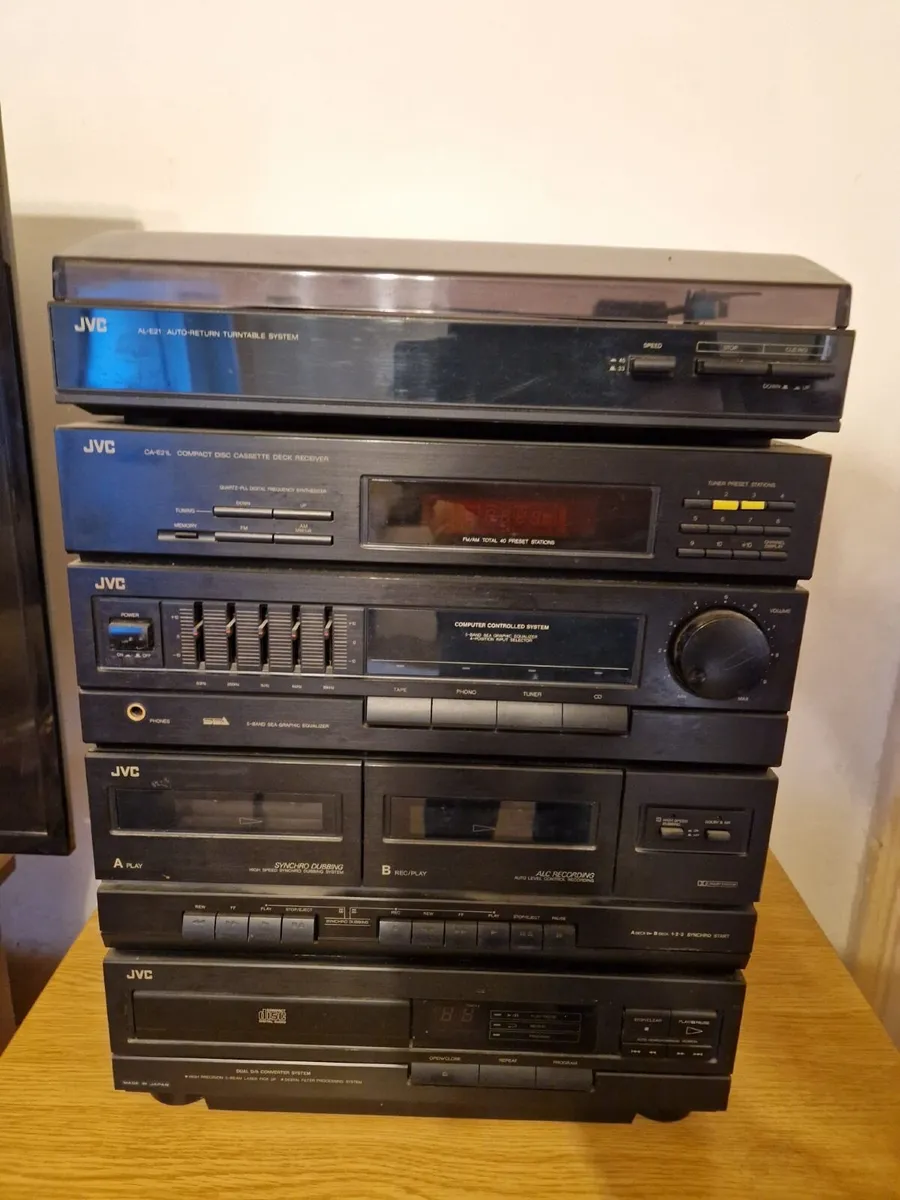 JVC Stereo - Image 2