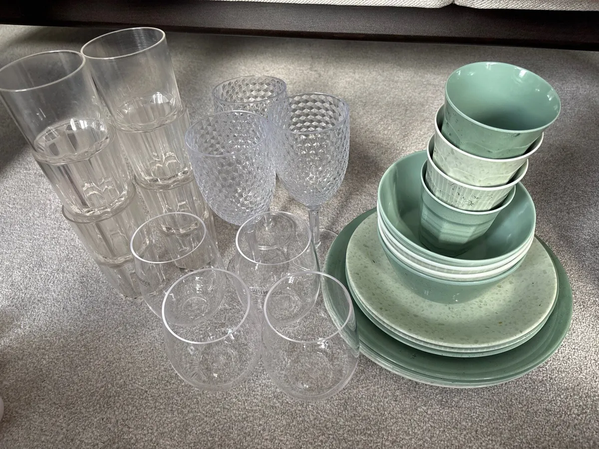 Camping Dining Equipment
