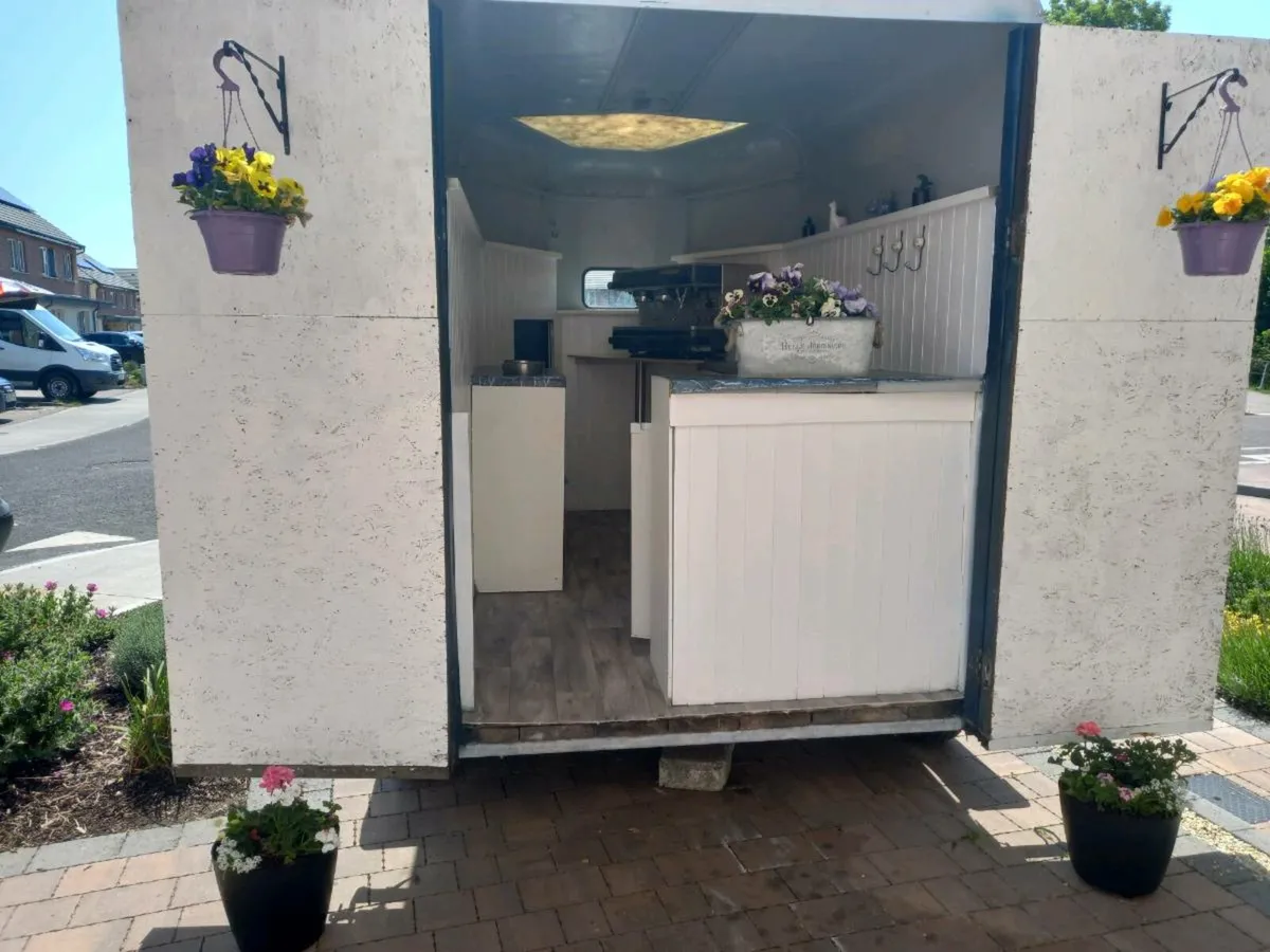 Horsebox Catering Trailer - Image 1
