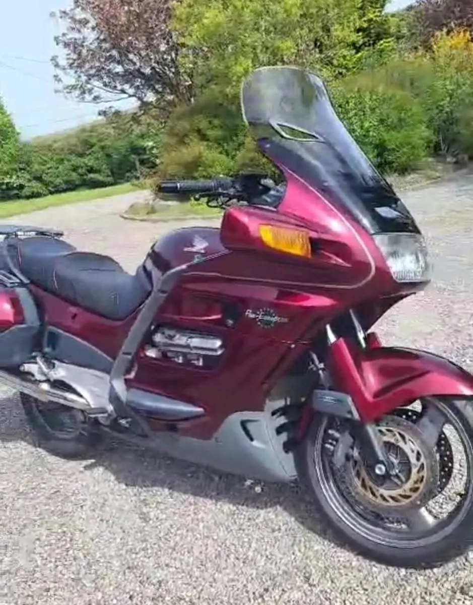 Honda pan european  gt 1100 - Image 2