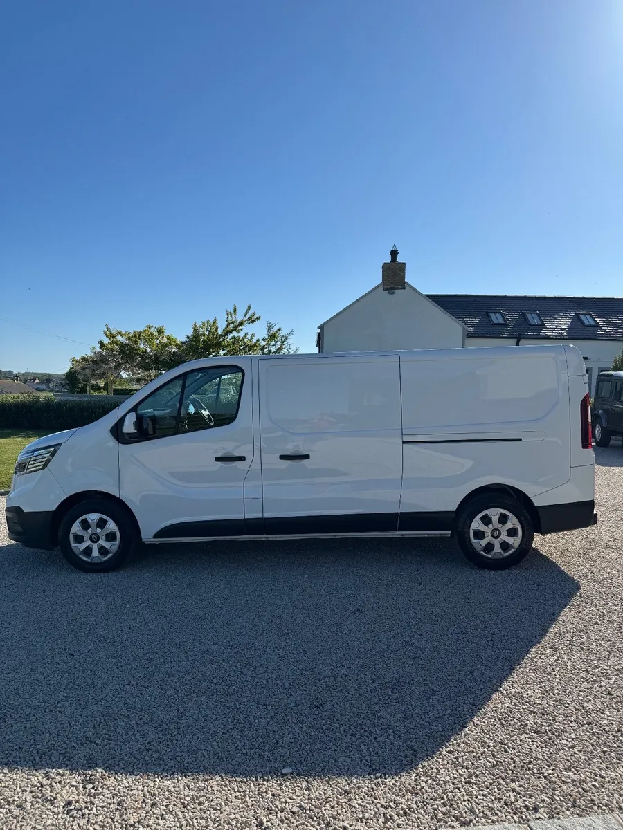 Late 2024 Renault Trafic Advance LL30 New Model!!! - Image 4