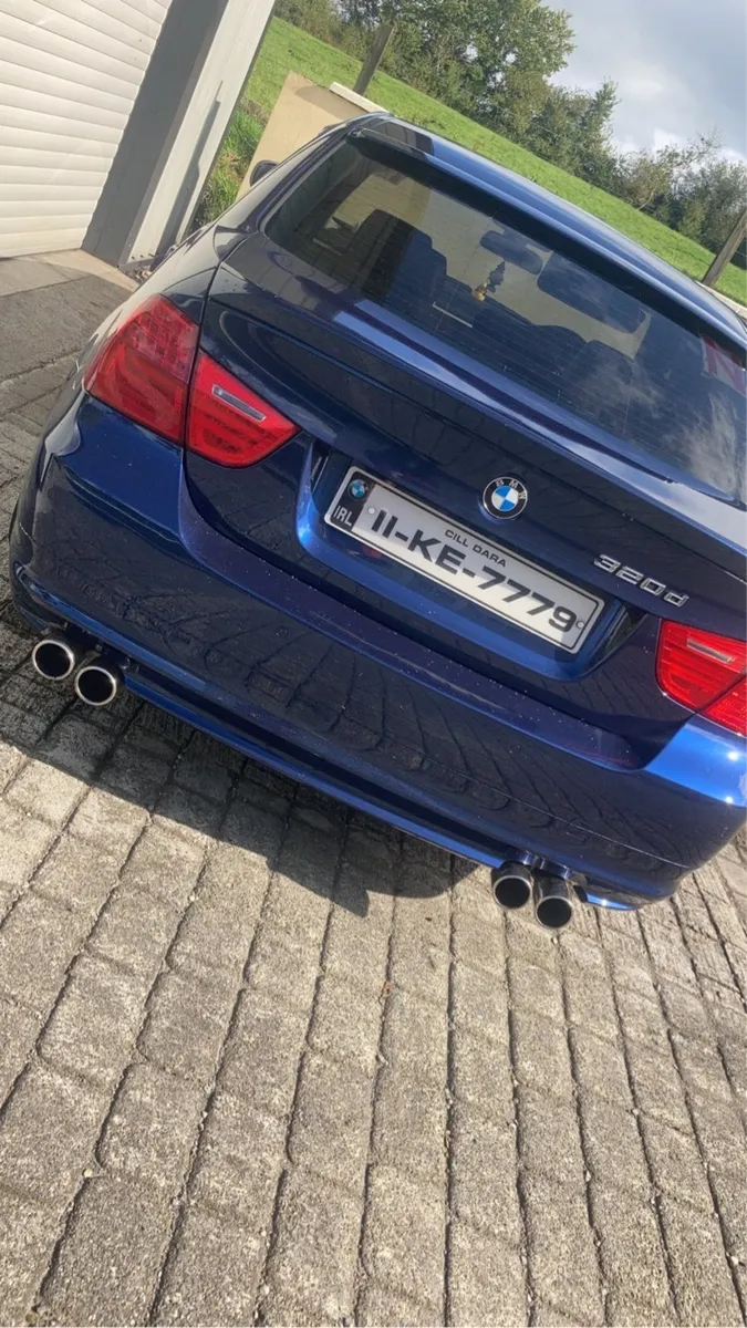 E90 320D - Image 2