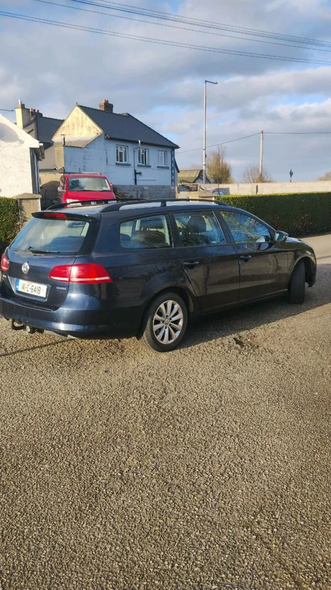 VW Passat - Image 4