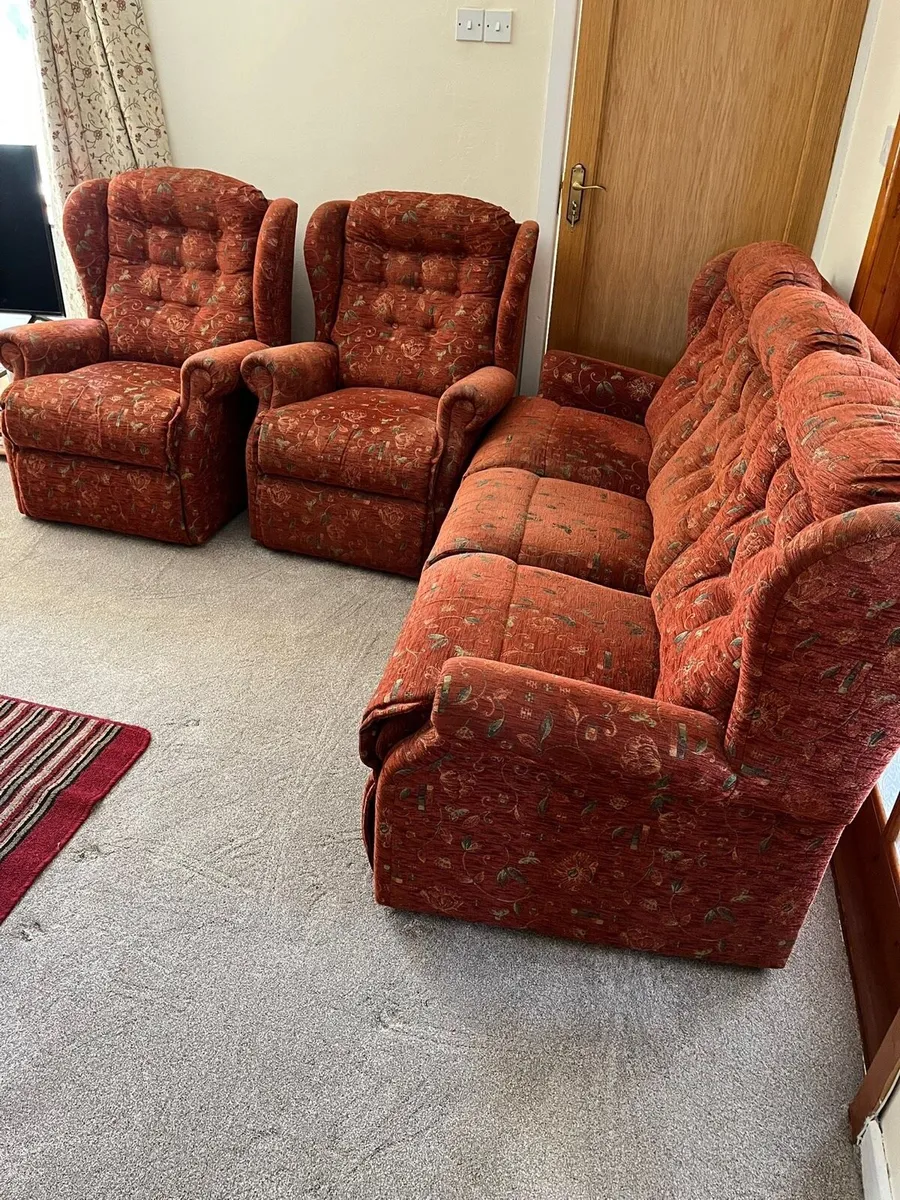 3 Piece Suite - Image 1