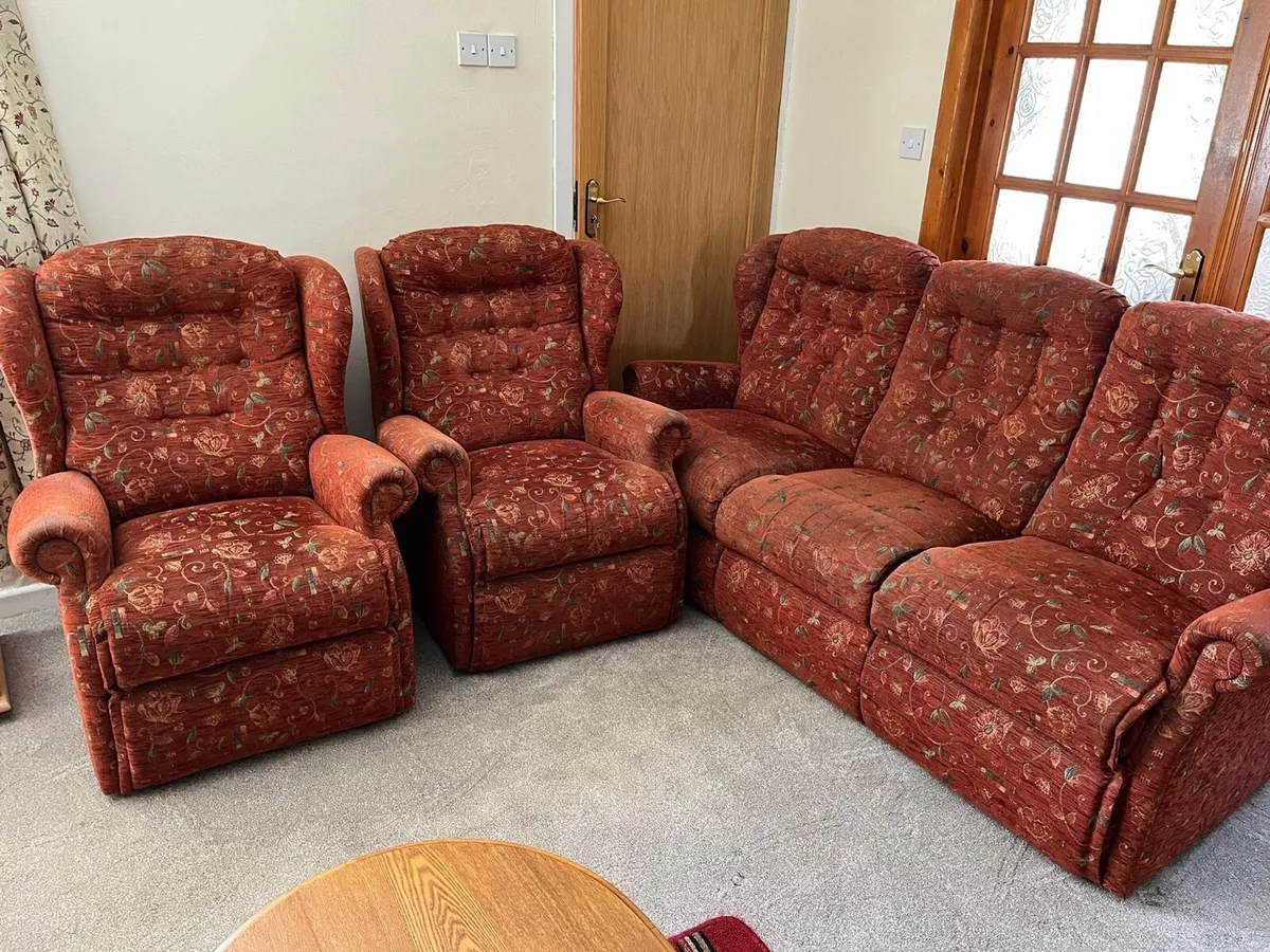 3 Piece Suite - Image 2