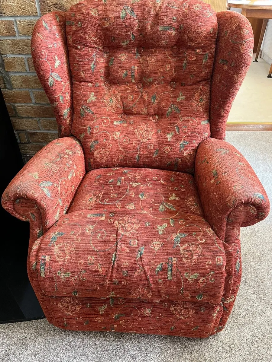 3 Piece Suite - Image 3