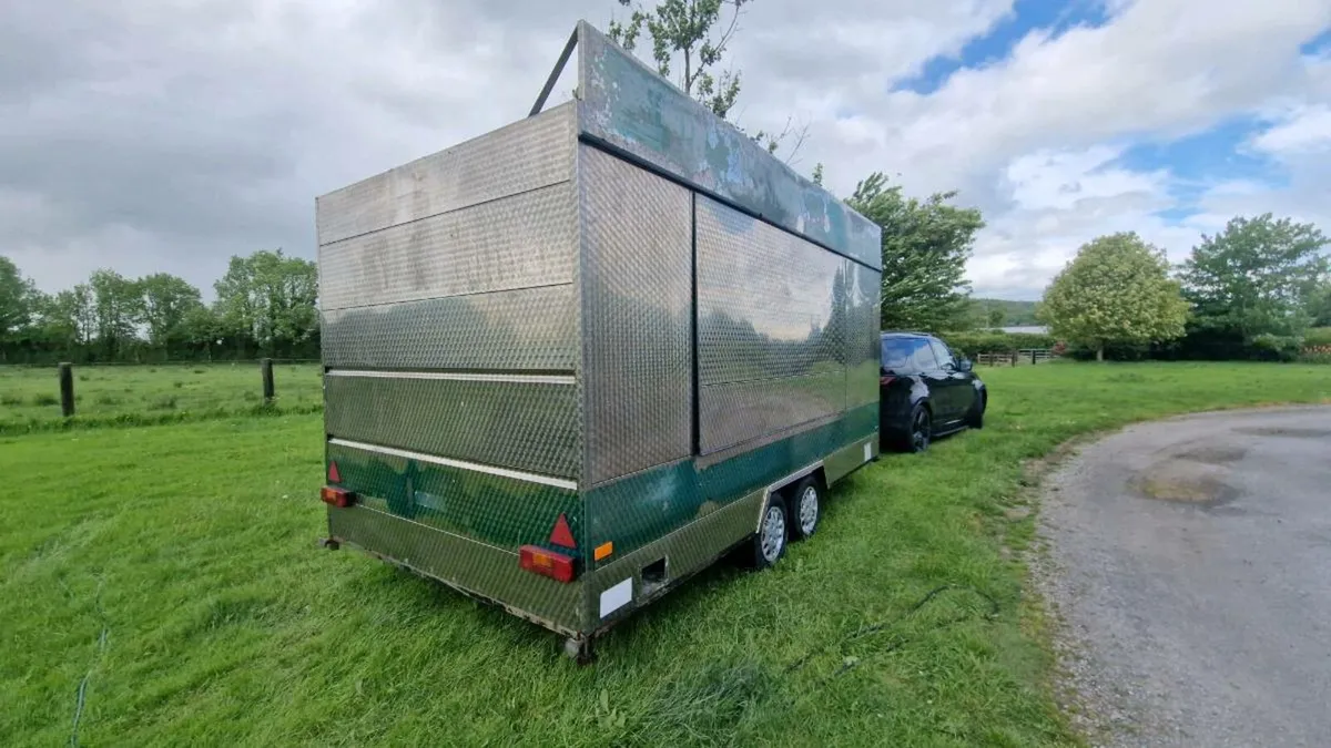 Catering Trailer - Image 2