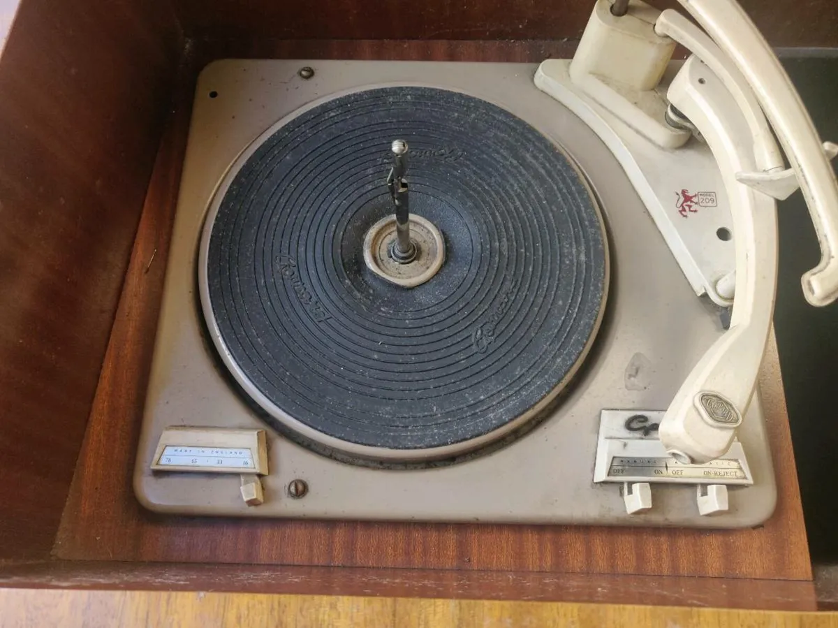 Vintage PYE Stereogram Record Player & Radio Unit - Image 4