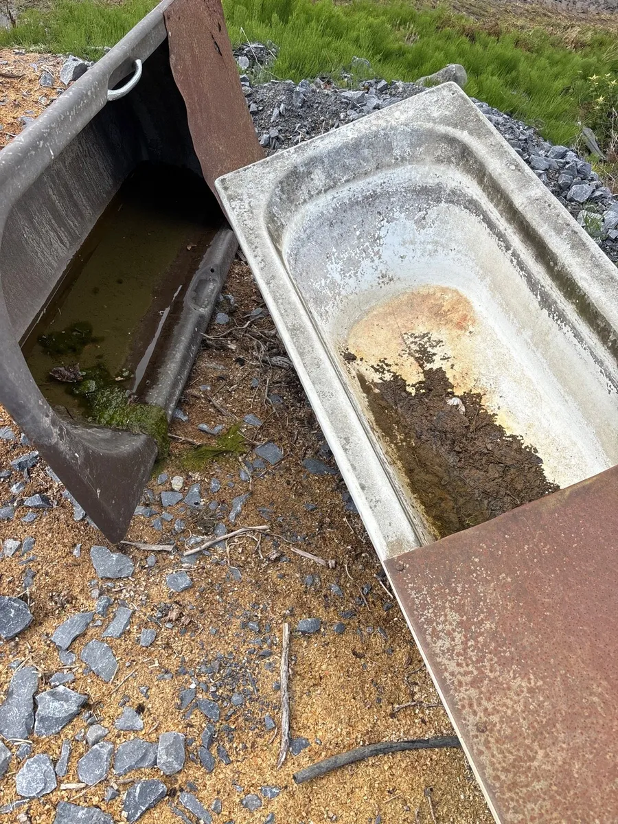 Lamb creep feeders and water baths - Image 4