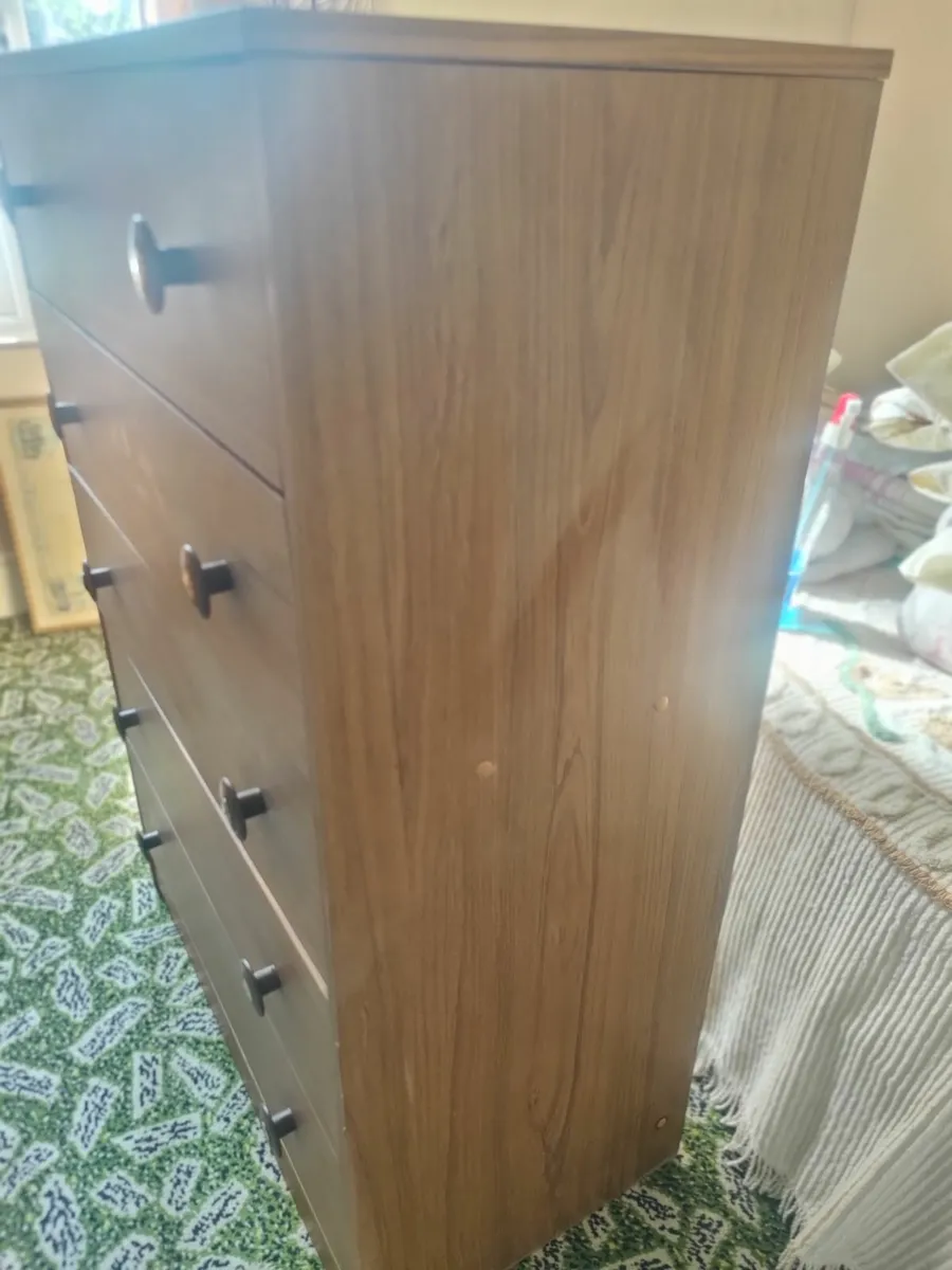 Chest of Drawers Mid Century (75cmW linen storage) - Image 2
