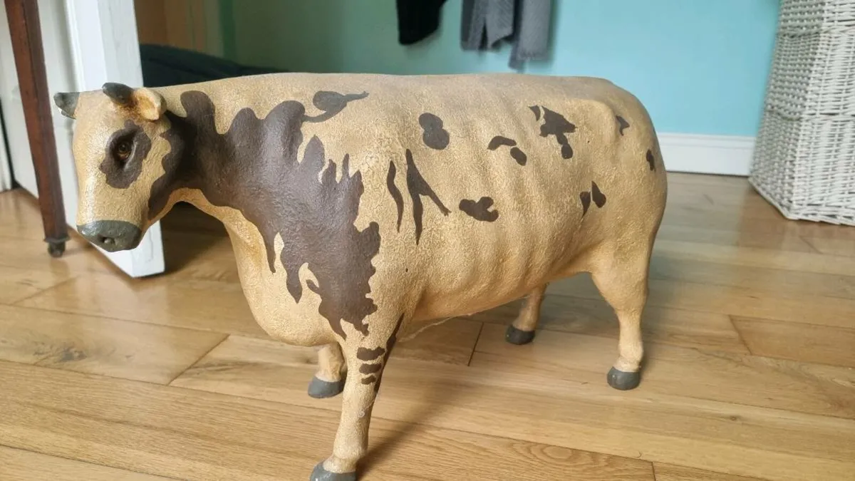 Decorative Bull - Image 2