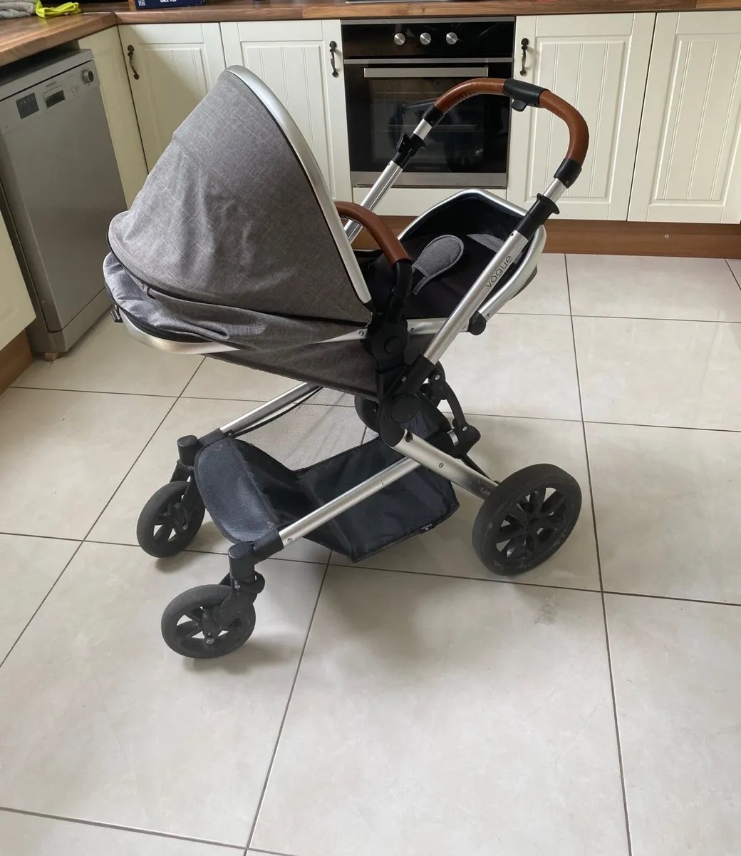 Babylo Vogue travel system - Image 4