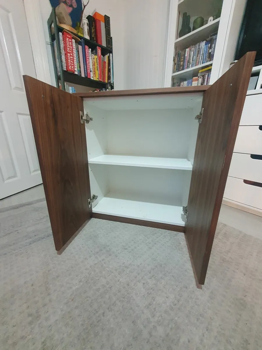 Cabinet - Image 2