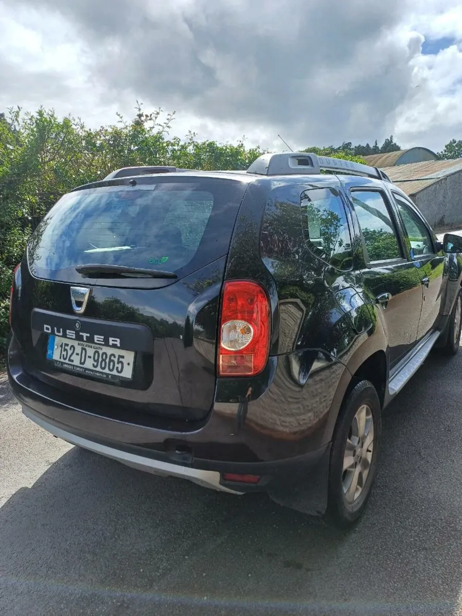 DACIA DUSTER 2015 LOW KM - Image 4