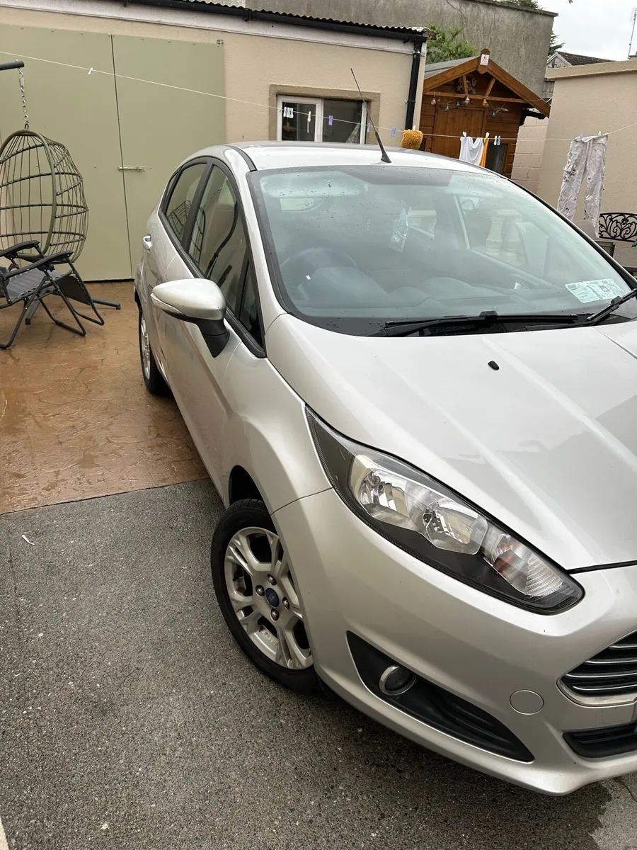 Ford fiesta 2014 DEPOSIT TAKEN - Image 2