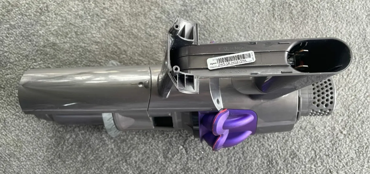 Dyson + Silvercest - Image 1