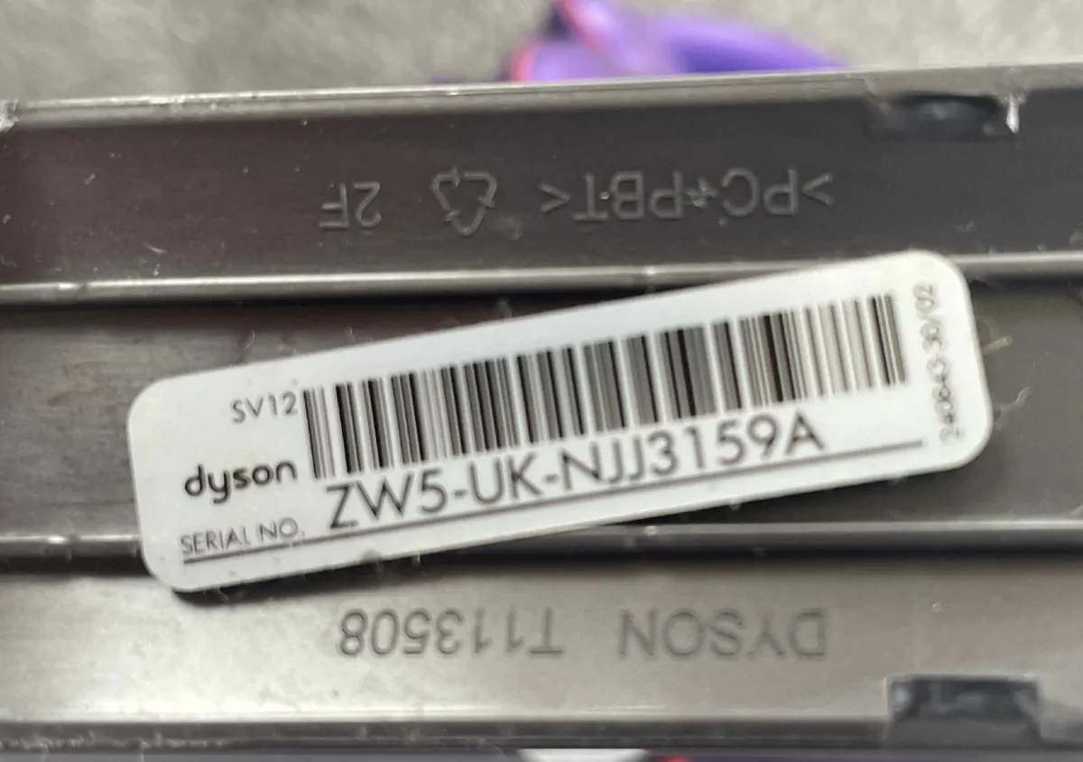 Dyson + Silvercest - Image 2