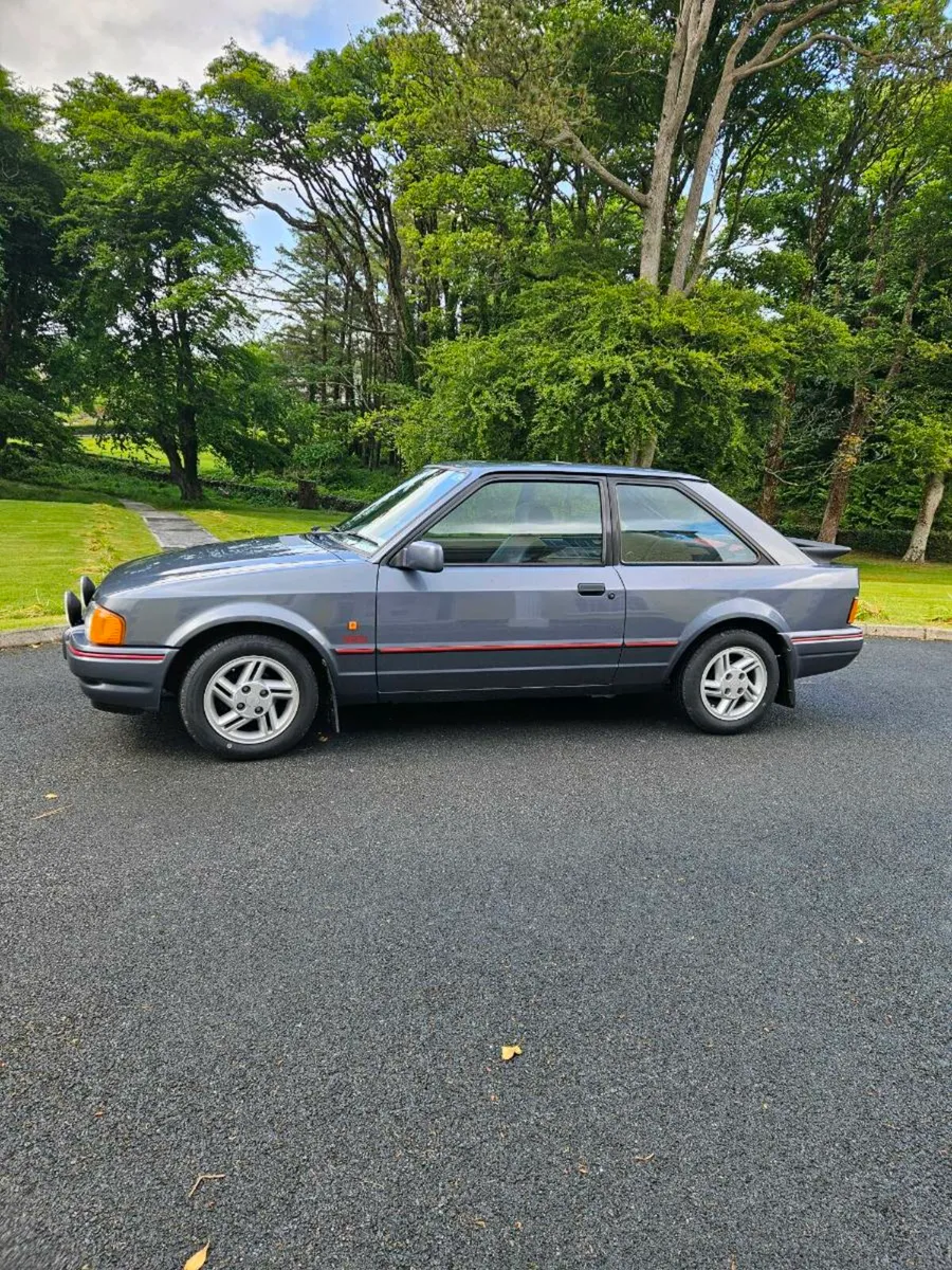Ford escort xr3i - Image 1