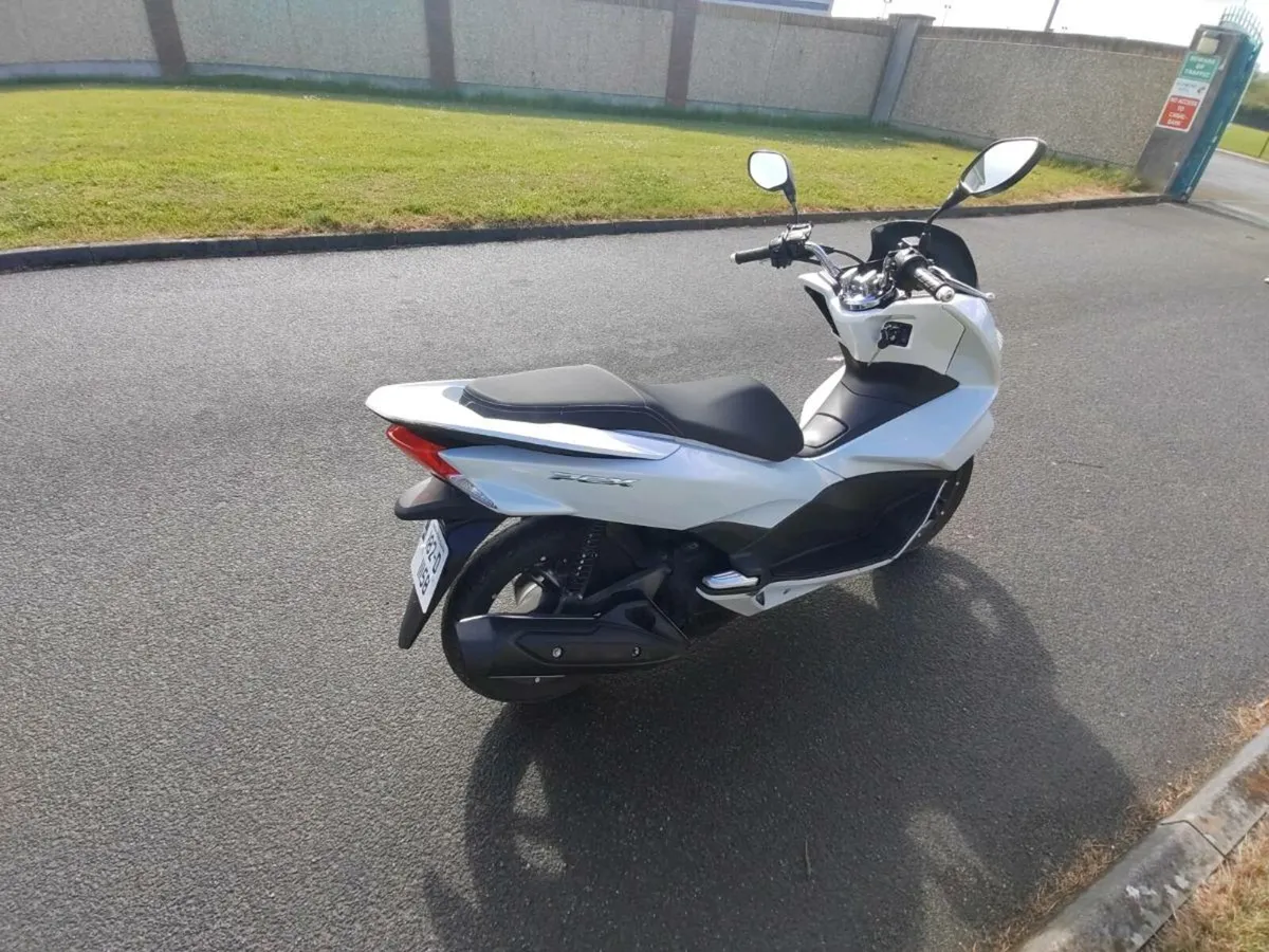 Honda PCX125 2018 - Image 3