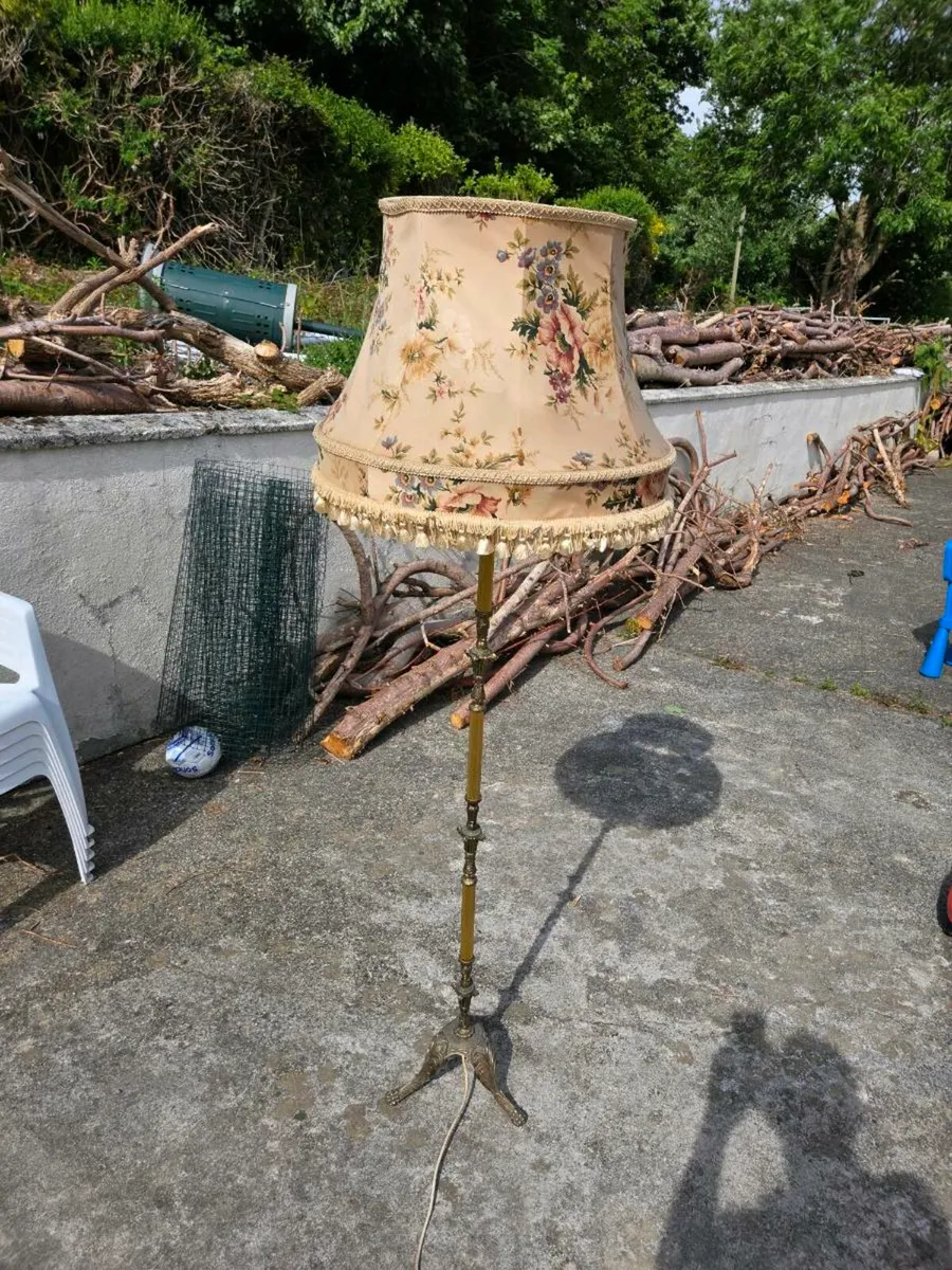 Vintage antique tall brass floor lamp with shade - Image 2