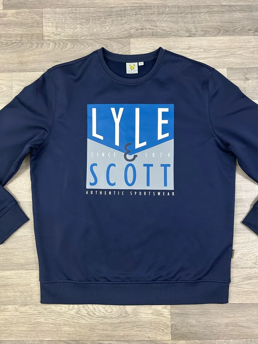 Lyle & Scott Sport Performance Golf Sweatshirt XL - Image 2
