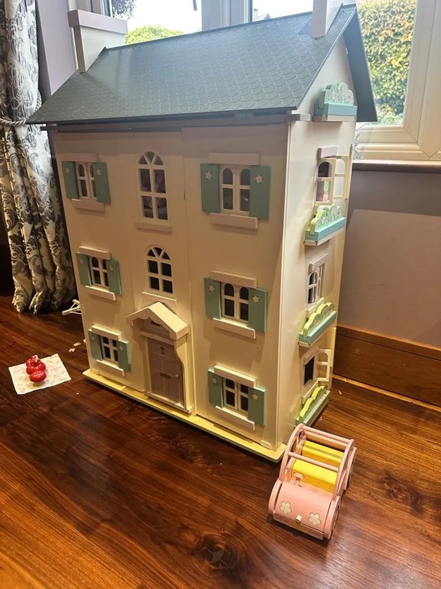 Le Toy Van Cherry Tree Hall Dollhouse - Image 1