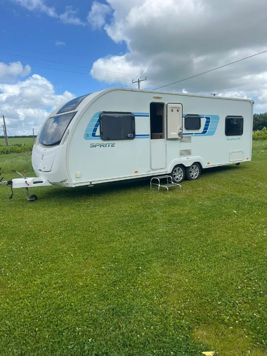Caravan - Image 3