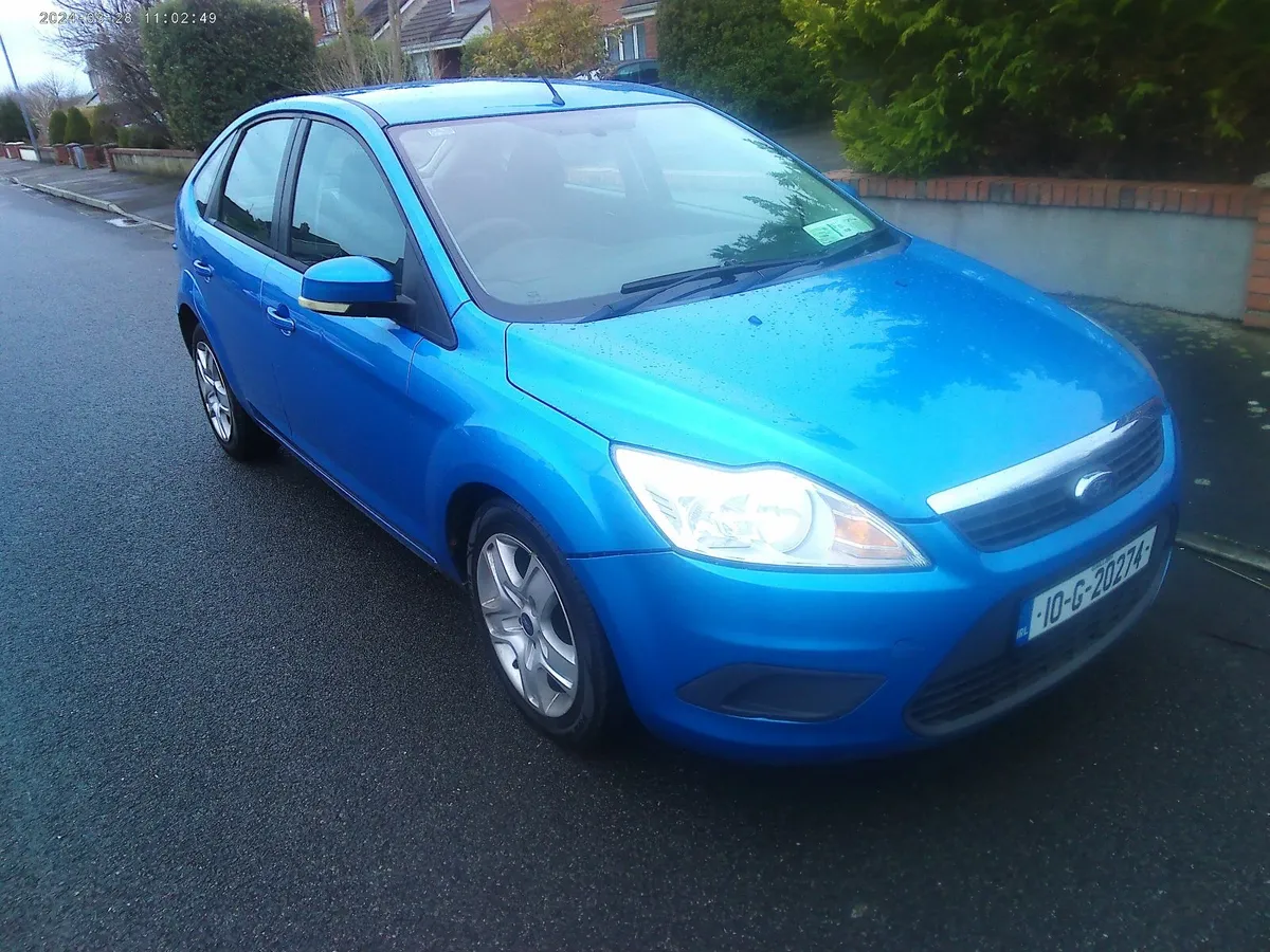 Ford Focus 2010 - Image 1