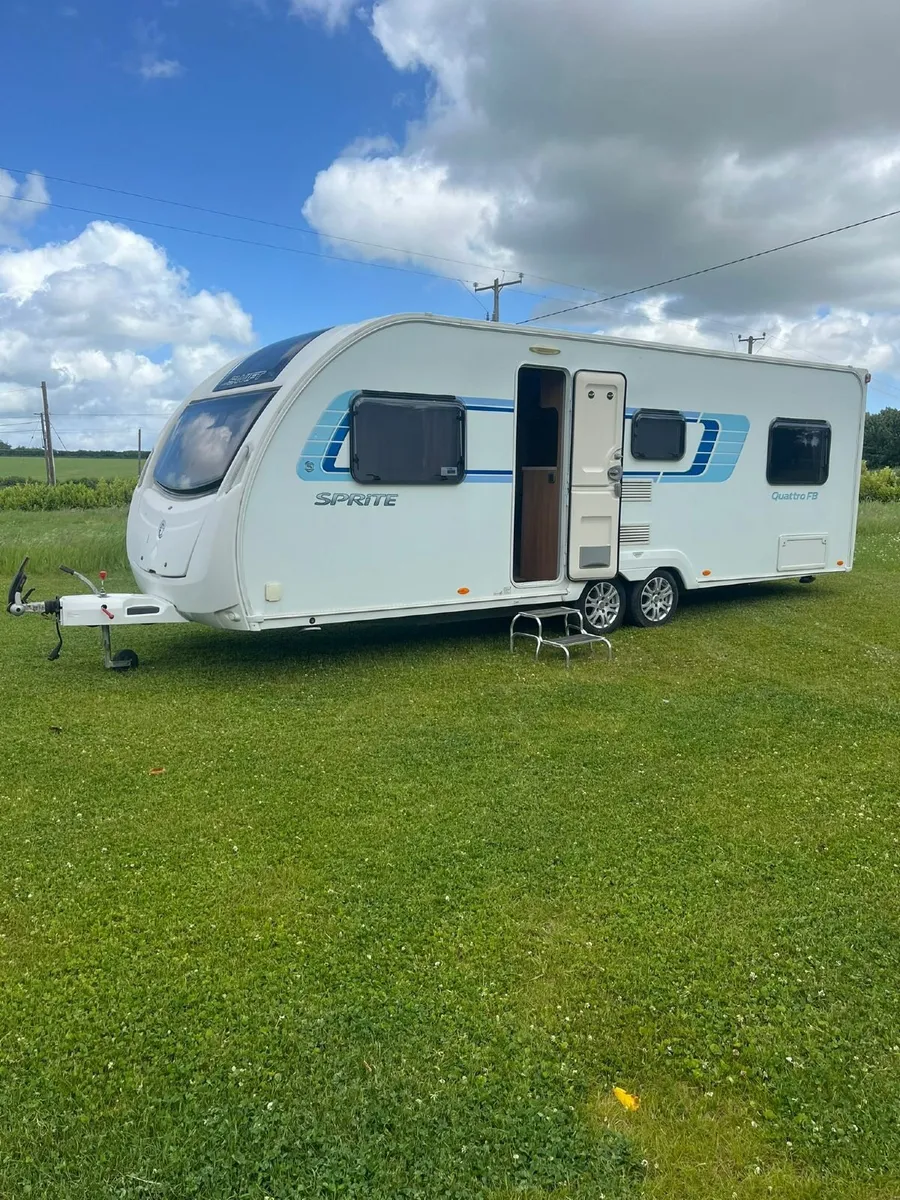 Caravan - Image 1