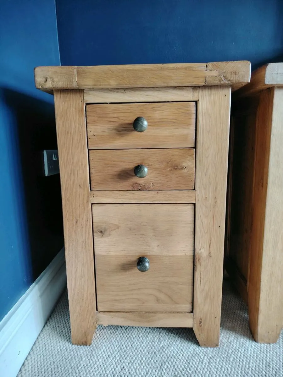 Oak Chest of Drawers - Image 3