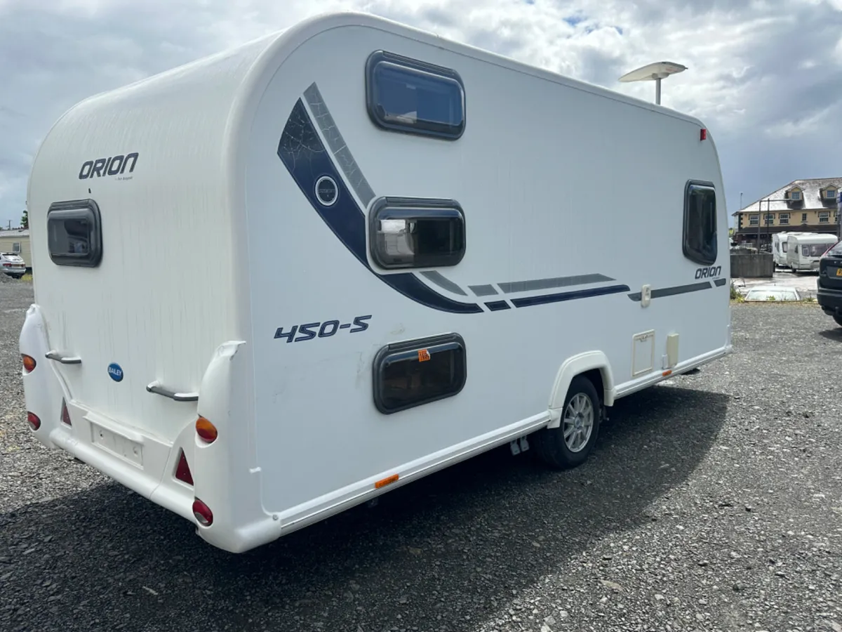 🚨 Triple Bunk 6 Berth Bailey Motor Mover 🚨 - Image 2