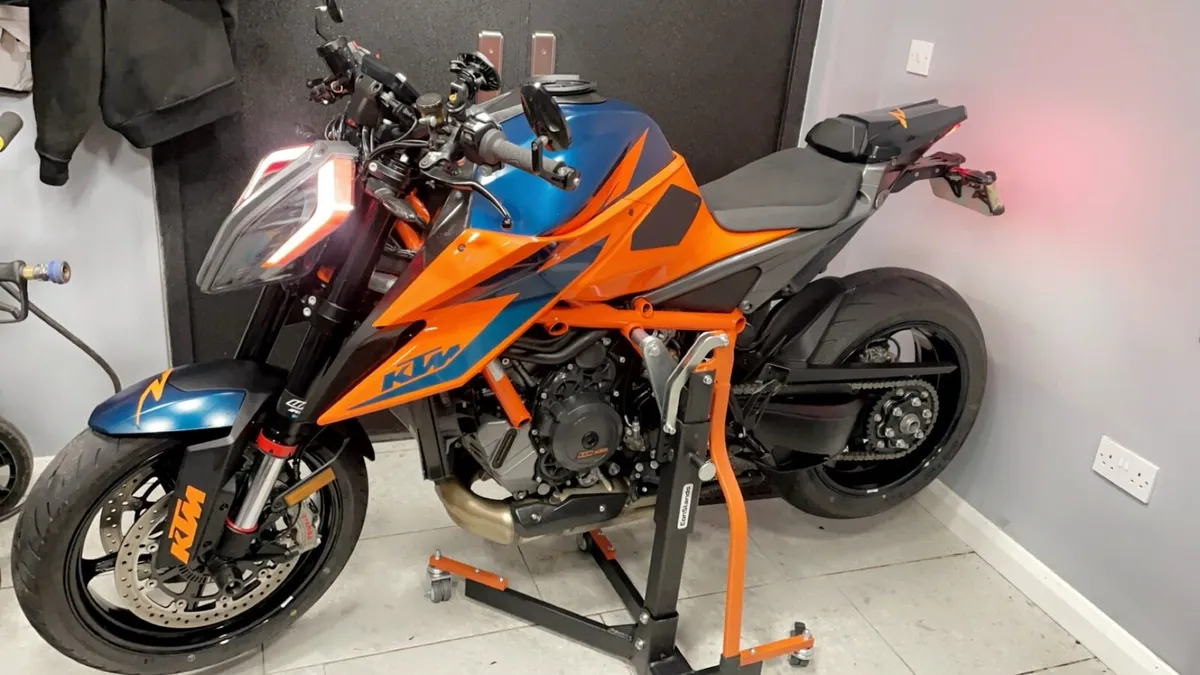 1290 Ktm superduke R - Image 2