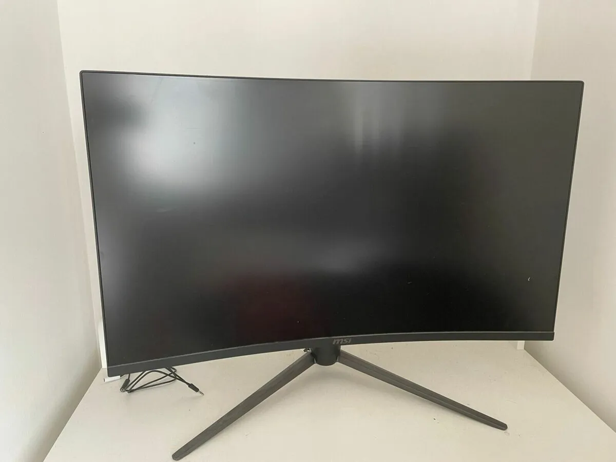 MSI Curved 27 Monitor