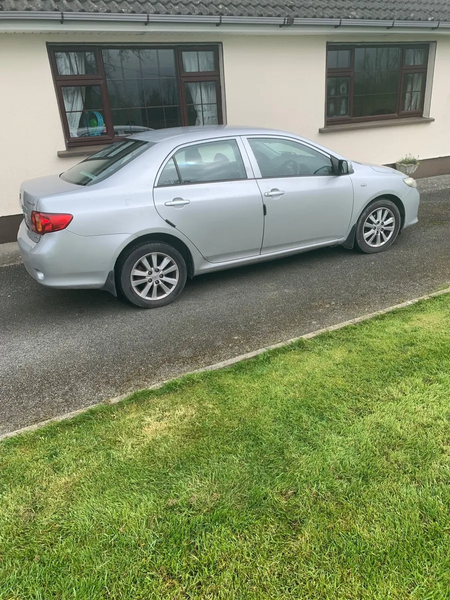 Toyota Corolla 2009 - Image 3