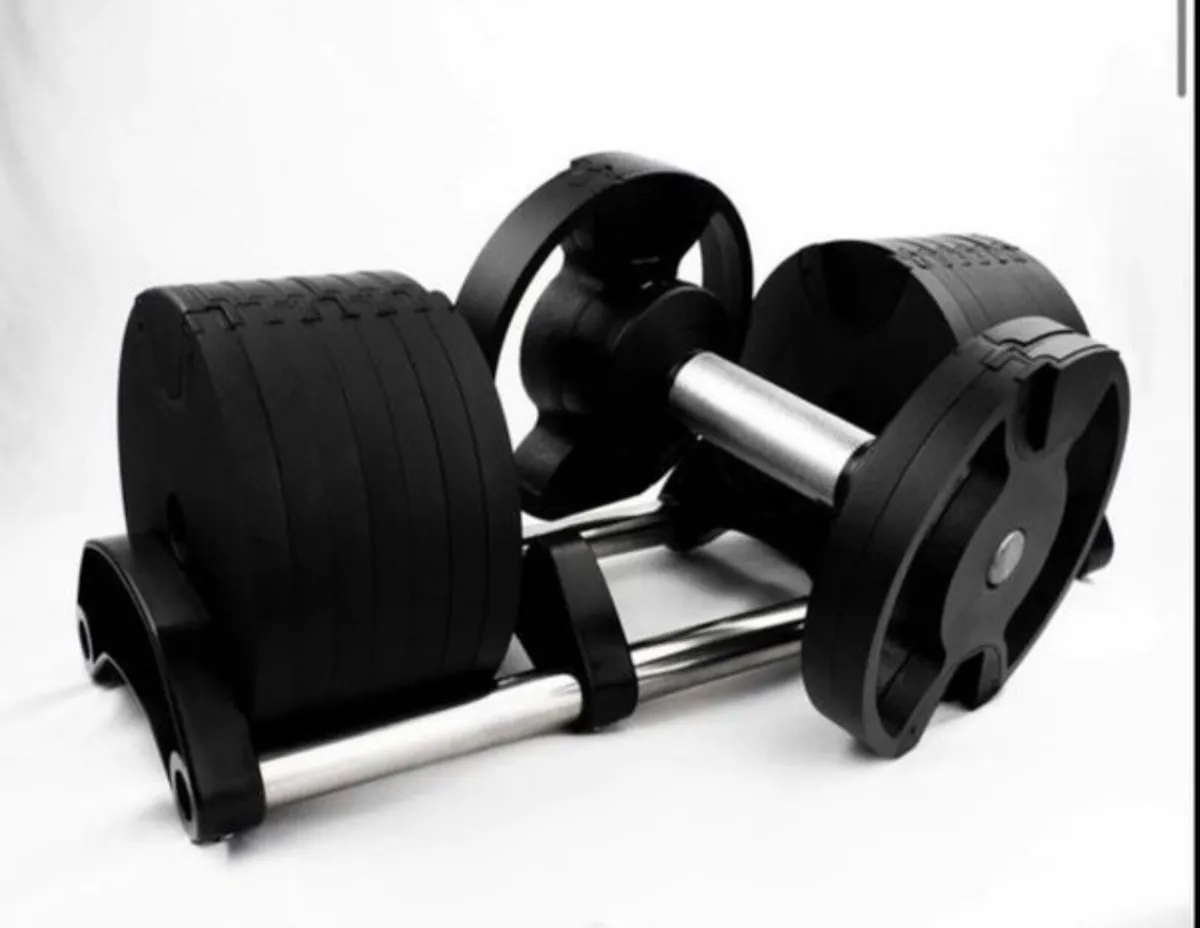 Adjustable Dumbbell 32kg (new) - Image 1