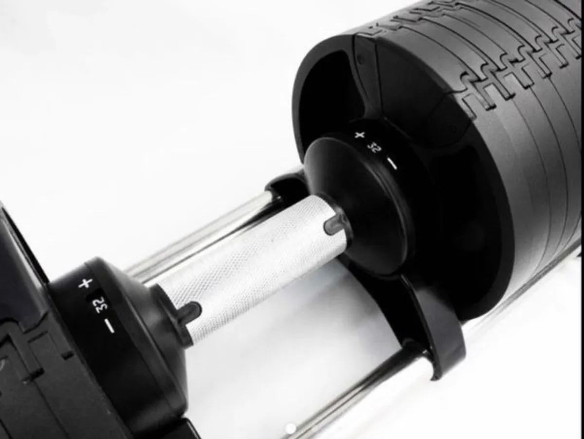 Adjustable dumbbell 32kg (new) - Image 3