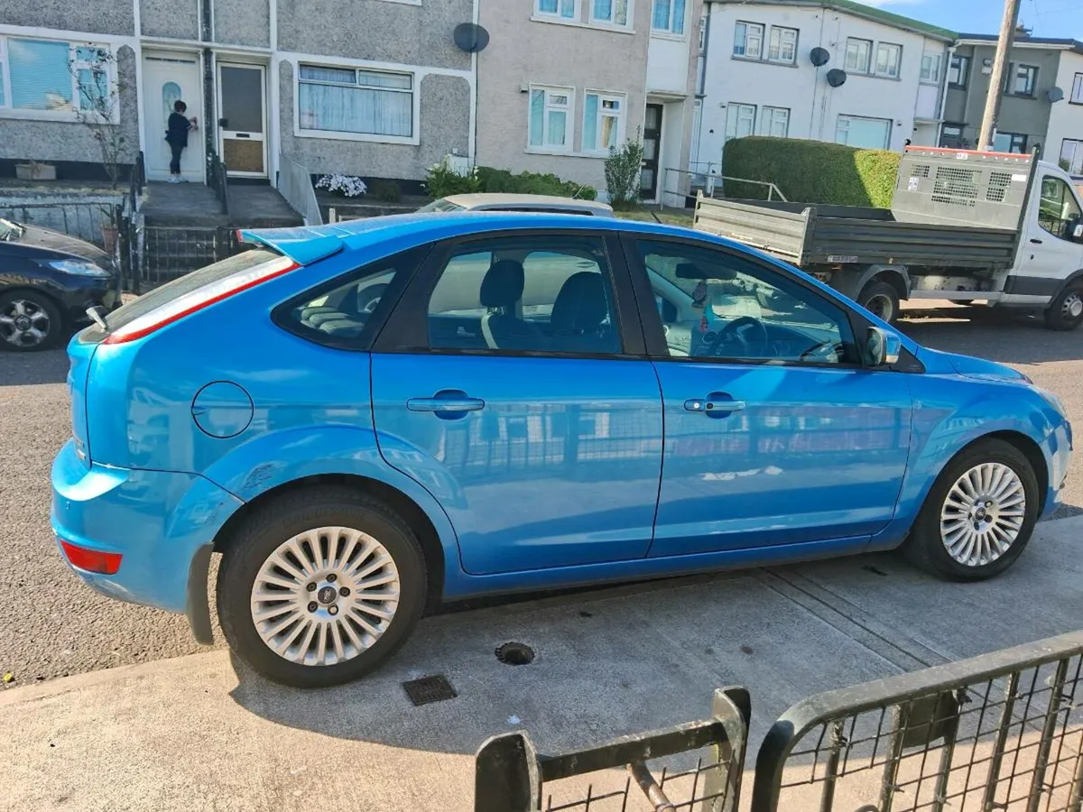 Ford focus - Image 2