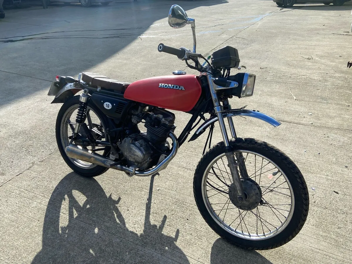 Honda CG 125 E 2001 - Image 1