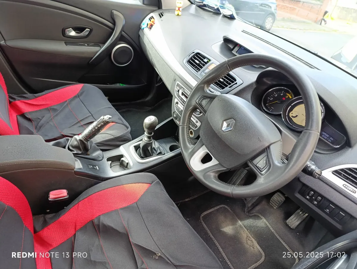 Renault Megane 2009 - Image 2