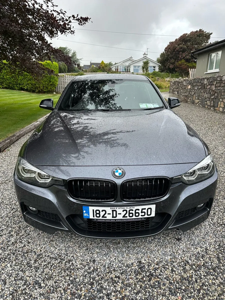 BMW 3 Series 330e Shadow Edition 2018 - Image 2