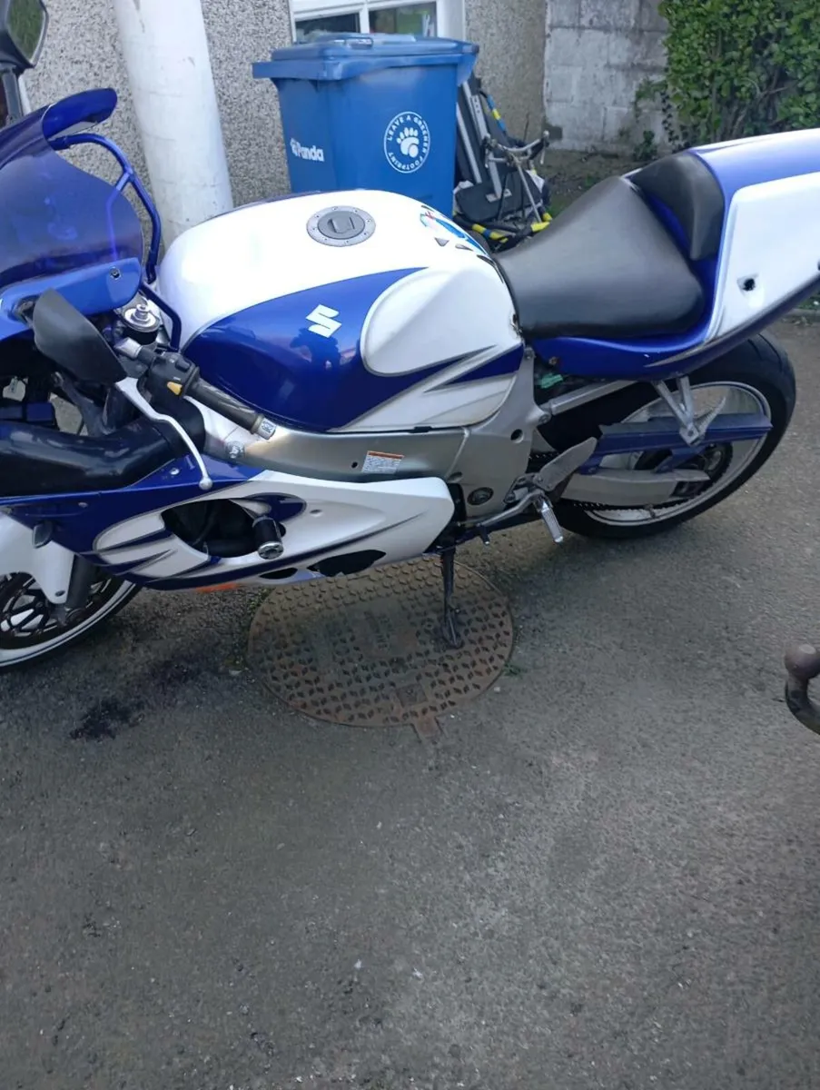 00 gsxr 600 - Image 4