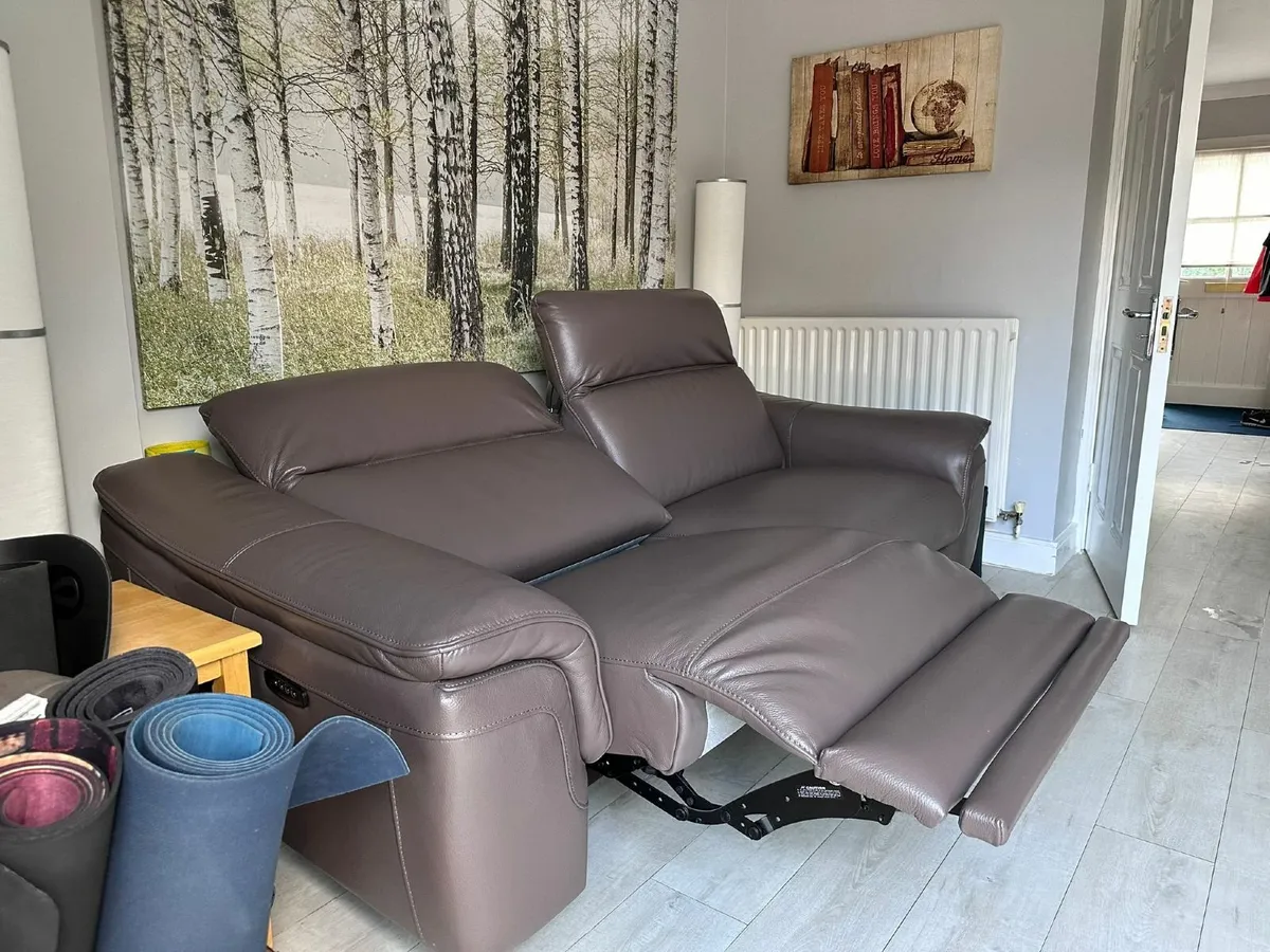 Sofa - Image 3