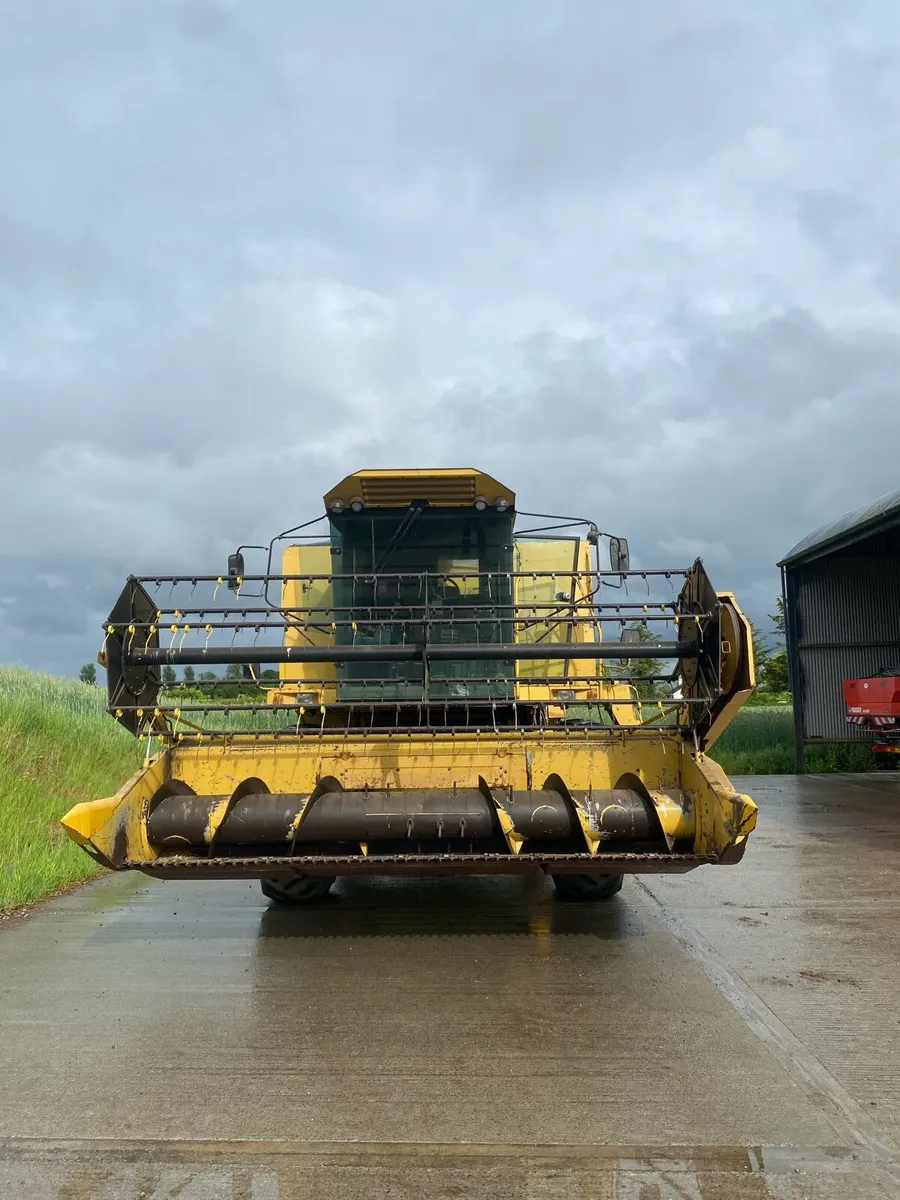 New Holland TX32 - Image 1