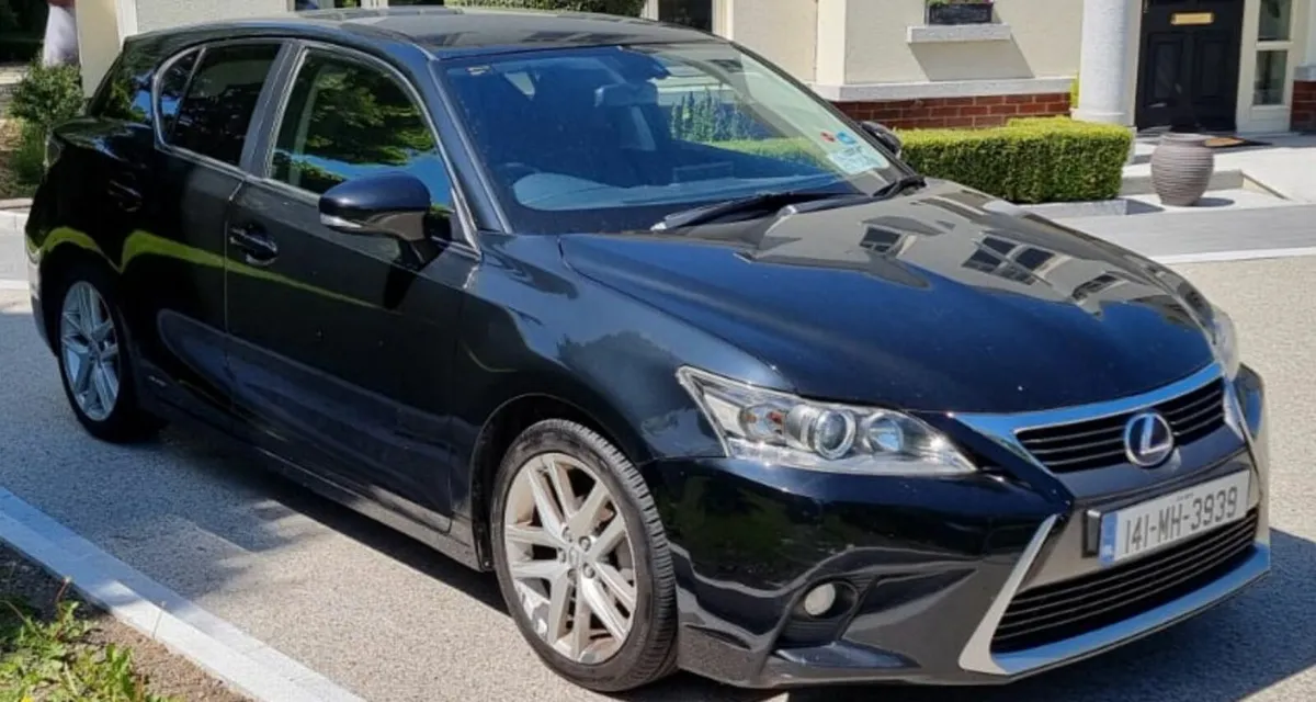 Lexus CT 2014 - Image 1